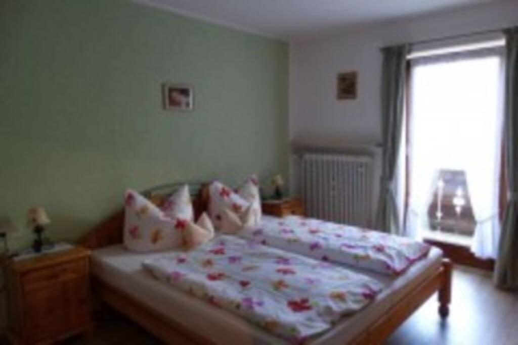 Ferienwohnung Zugspitze ไกรน์เนา ภายนอก รูปภาพ