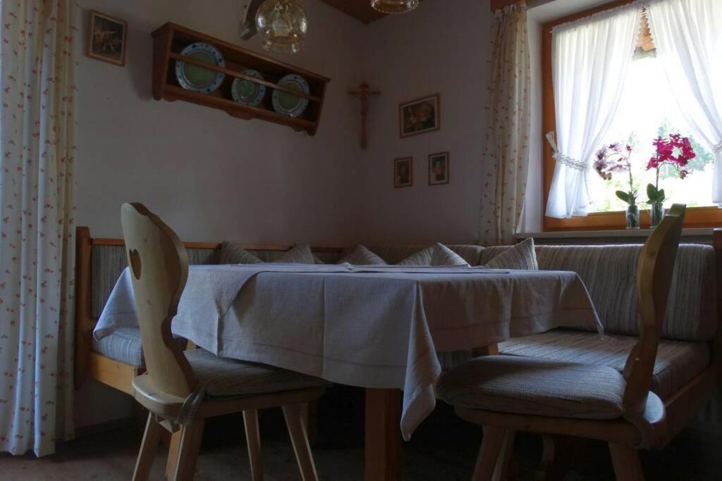 Ferienwohnung Zugspitze ไกรน์เนา ภายนอก รูปภาพ